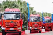 2025产品大年！解放港运产品率先亮剑  ——J6L排半、J6L大排半、J6V SMART“三箭齐发”