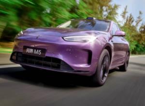 问界新M5 Ultra登陆《荒野行动》 演绎尖端科技与电竞文化激情碰撞
