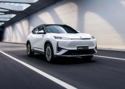 10万级插混SUV技术突围战:东风风神L7和奔腾悦意07怎么选?