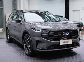 不卷价格卷价值，2026款福特锐界L亮相，中配起即享方向盘加热及二排座椅加热