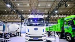 三年稳步向上：一汽解放传统、新能源、海外三大板块增长轨迹全解析