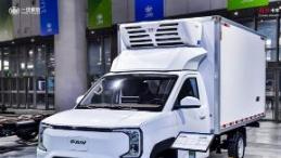 小身材，大格局  ——解放“悦图小卡”诞生记